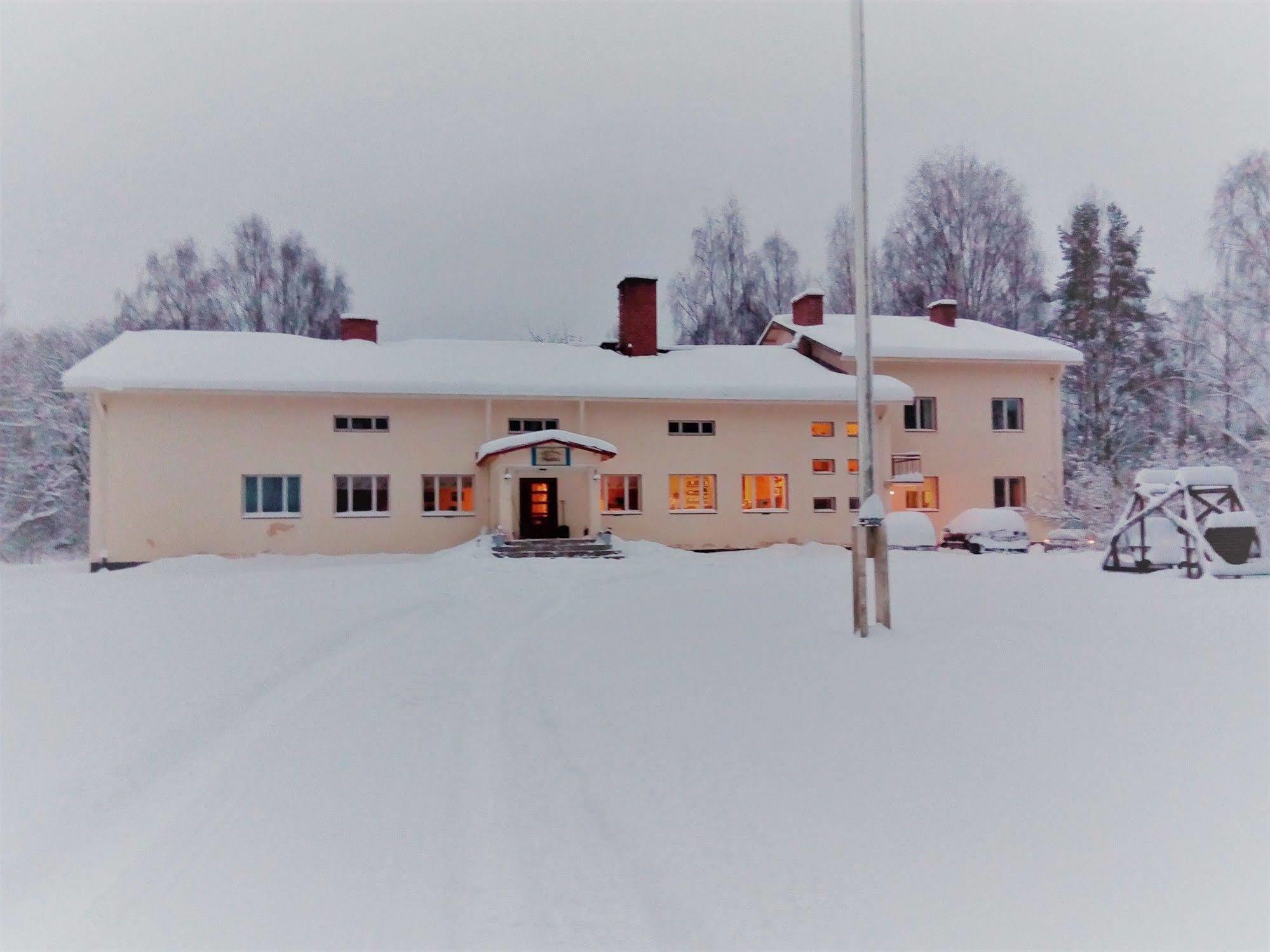 Vanhan Koulun Majatalo-Old School Guest House Kolinkylä Dış mekan fotoğraf