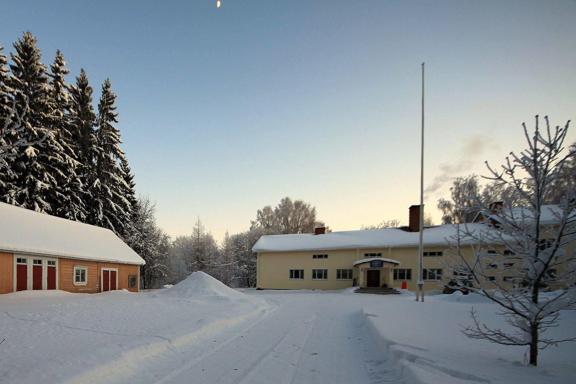 Vanhan Koulun Majatalo-Old School Guest House Kolinkylä Dış mekan fotoğraf